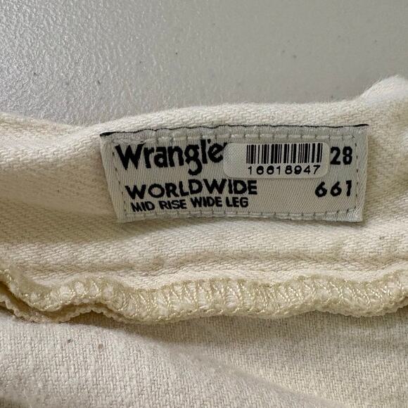 Wrangler Stonewashed White Worldwide 661 Mid Rise Wide Leg Denim Jeans Size 28 - Picture 4 of 8